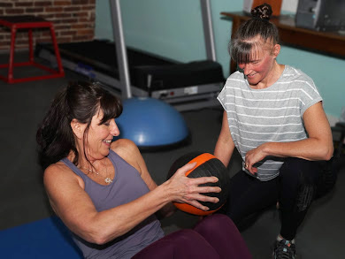 Sit ups with ball